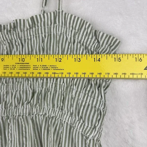 American Eagle Top Womens Medium Green Seersucker Halter Sleeveless Top Smocked - Picture 6 of 10